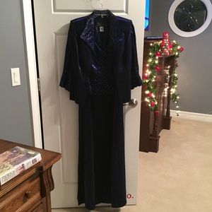 Size8 Alex Evenings dress with matching jacket.